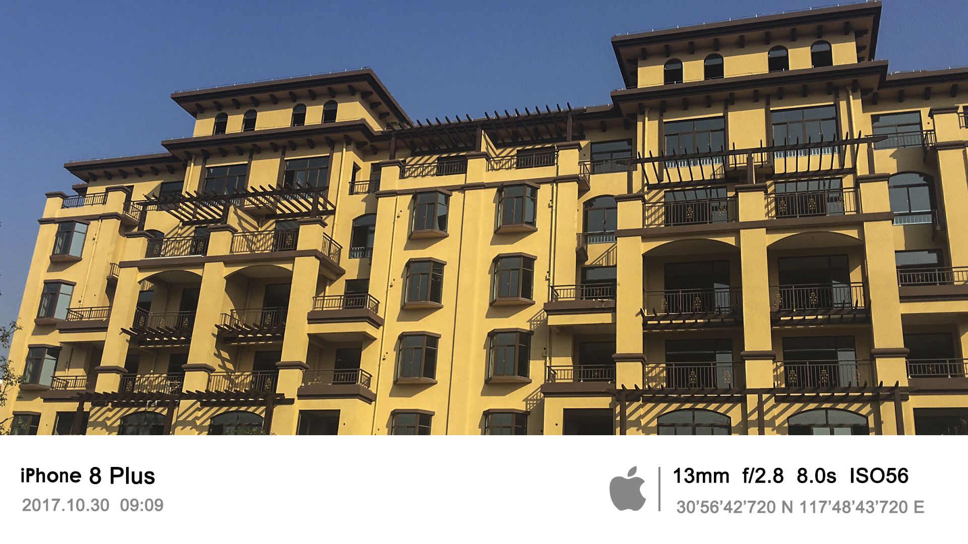 The whole building of the newly developed community is very beautiful