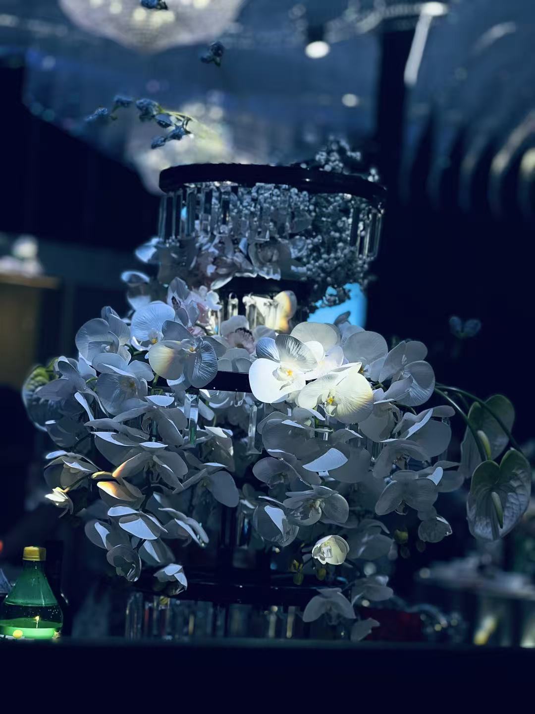 Table floral arrangement in the banquet hall