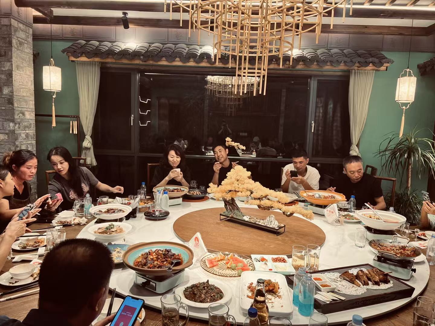 Let's have a dinner together, partners from Lanke.